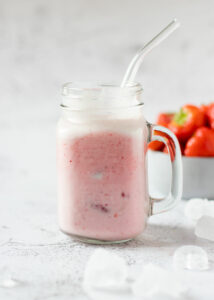 Gezonde aardbeien milkshake