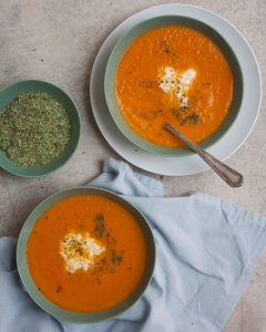 Vicky van Dijk | Geroosterde tomatensoep met mozzarella