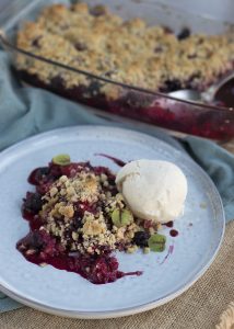 Crumble met rood fruit