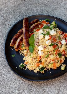 Couscous met chipolata worstjes