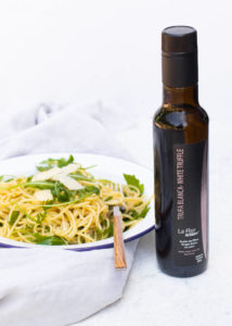 Spaghetti met truffel, rucola & parmezaanse kaas