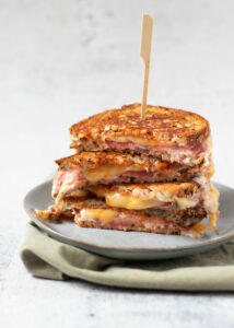 Tosti pizza salami