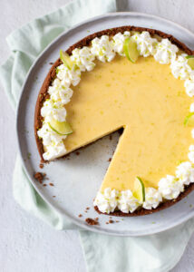 Key lime pie met slagroom