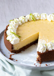 Key lime pie met slagroom