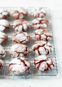red velvet crinkle cookies