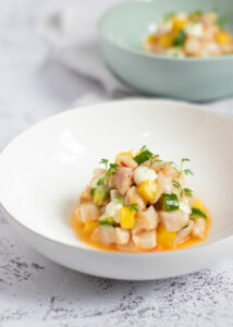Ceviche van Kingfish met mango, passievrucht & wasabi-mayonaise