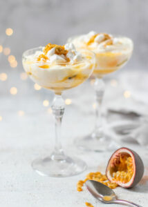 Licor 43 Yoghurt met meringue & passievruchten curd