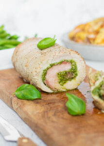 Kalfsrollade met pesto & parmaham
